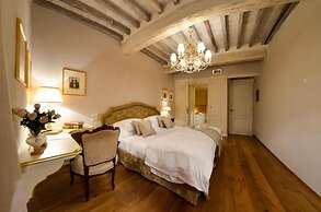 LA CORTE DI AMBRA