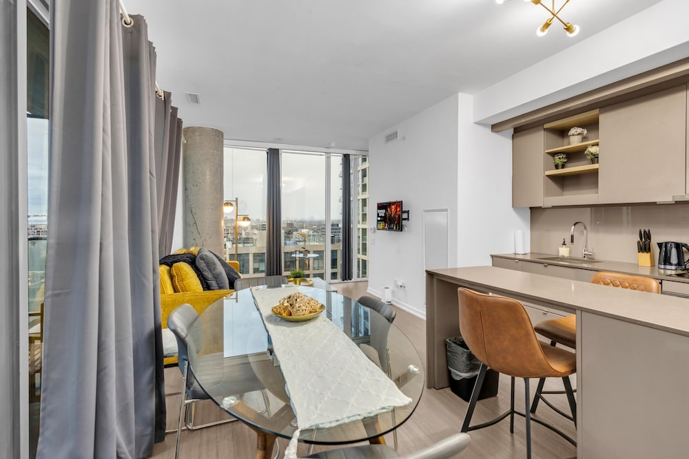 Designer Living - Near Rogers Centre