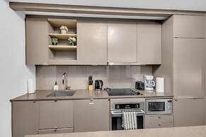 Designer Living - Near Rogers Centre