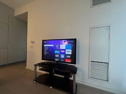 Designer Living - Near Rogers Centre