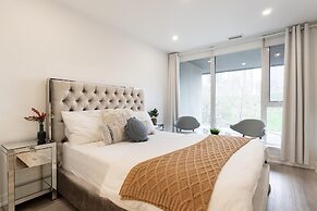Designer Living - Near Rogers Centre
