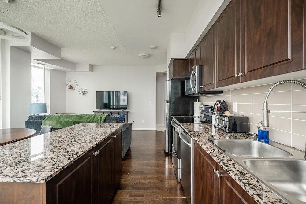 Designer Living - Near Rogers Centre