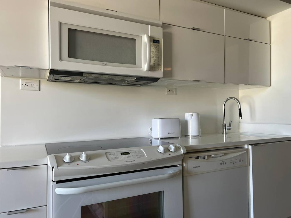 Designer Living - Near Rogers Centre