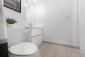 Designer Living - Near Rogers Centre