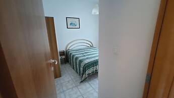 Beachside Apartment With Parking