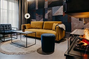 Parzivita Boutique Suites