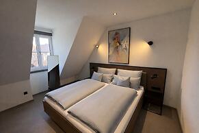 Parzivita Boutique Suites