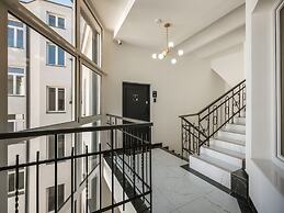 Astor Residence by Fragola Apartments