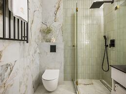 Astor Residence by Fragola Apartments