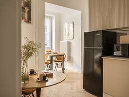Astor Residence by Fragola Apartments