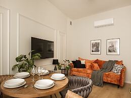 Astor Residence by Fragola Apartments