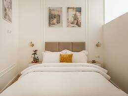 Astor Residence by Fragola Apartments