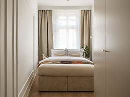 Astor Residence by Fragola Apartments
