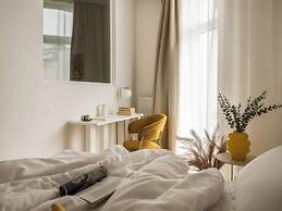 Astor Residence by Fragola Apartments
