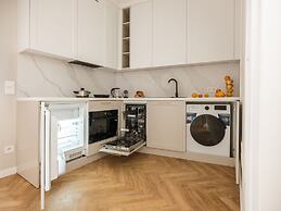Astor Residence by Fragola Apartments