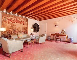 Foscolo Apartments