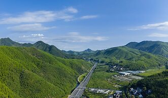 HeartLand Logde MoGanShan.