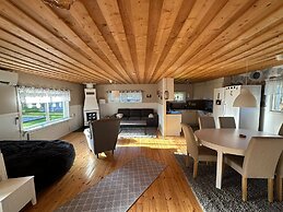 Camp Caroli Olala House