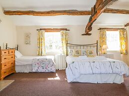 Farmhouse Cottage
