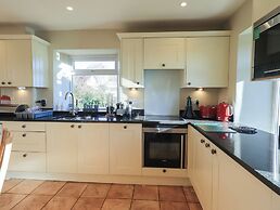 2 Lupton Hall Cottages