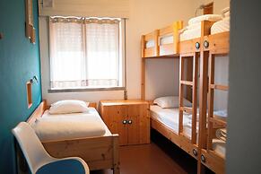 Wax Hostel & Apts