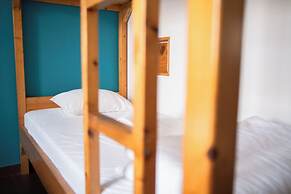 Wax Hostel & Apts