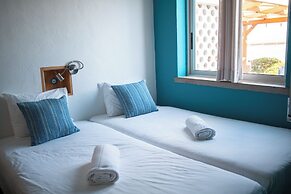 Wax Hostel & Apts