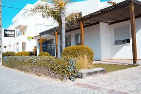 Wax Hostel & Apts