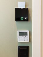Ernest Suites Psiri