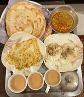 Himalayan paradise - Grand Retreat & Dining