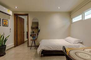 De la Cruz Studio apartments