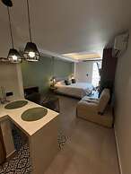 De la Cruz Studio apartments