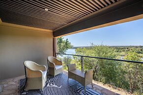 Simanya River Lodge