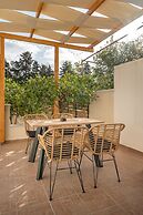 Lemon Garden Home