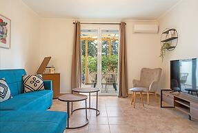 Lemon Garden Home