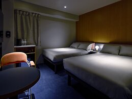 BASE LAYER HOTEL Fukuoka