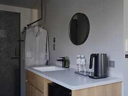 BASE LAYER HOTEL Fukuoka
