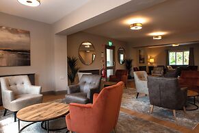Hawthorn Lodge