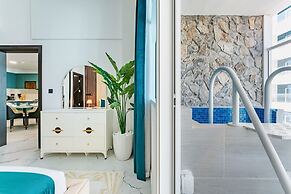 PVH - Opalz by Danube 1BR with Jacuzzi