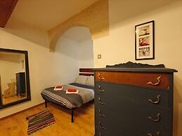 Traditional Maltese 1BR Home - Valletta