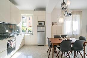 Central Cernobbio - Modern Apartment