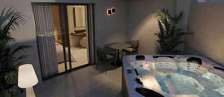 Nesean Plaza Hotel