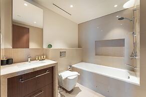 PVH - Boulevard Point 2BR - Dubai Mall