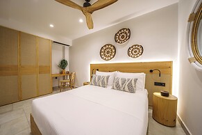 WEST VILLA by CYAMES