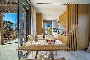 WEST VILLA by CYAMES