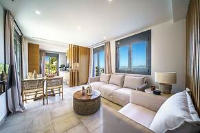 WEST VILLA by CYAMES