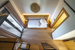 WEST VILLA by CYAMES