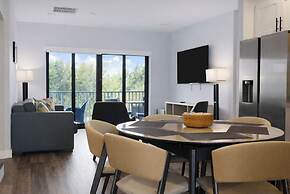 Xquisite Suites