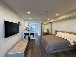 Xquisite Suites
