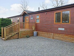 Waters Edge Lodge